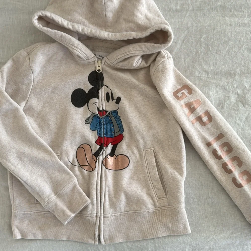 GAP disney mickey